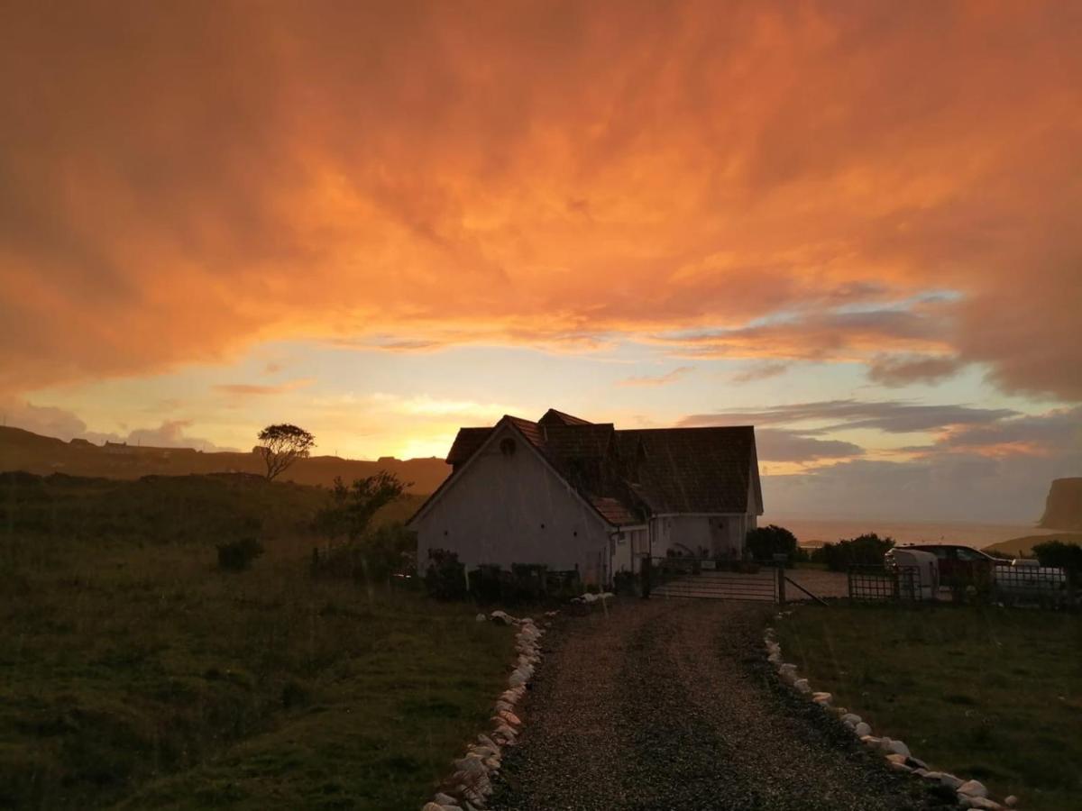Carters Rest Guesthouse Milovaig ภายนอก รูปภาพ