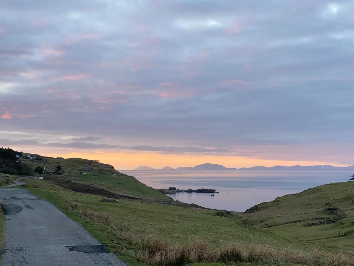 Carters Rest Guesthouse Milovaig ภายนอก รูปภาพ