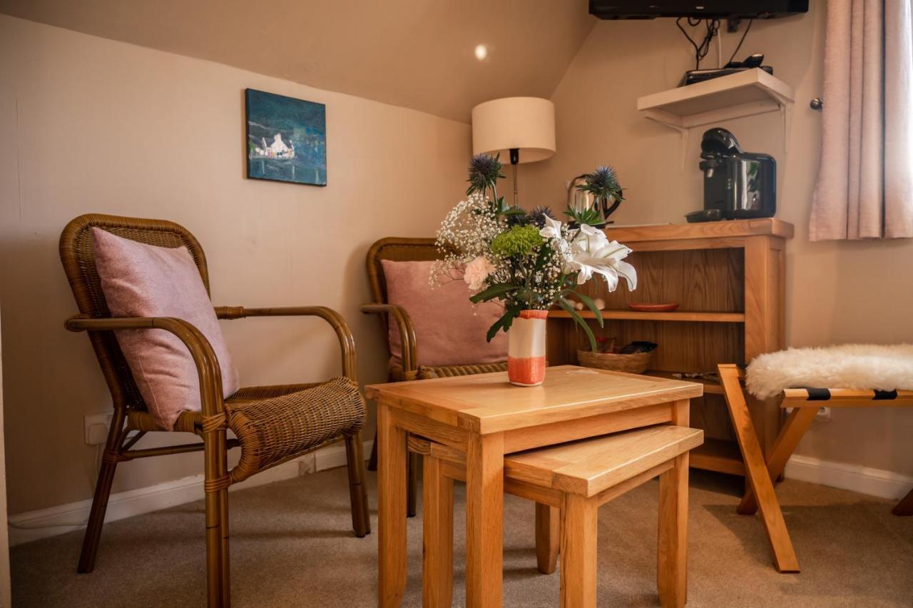 Carters Rest Guesthouse Milovaig ภายนอก รูปภาพ